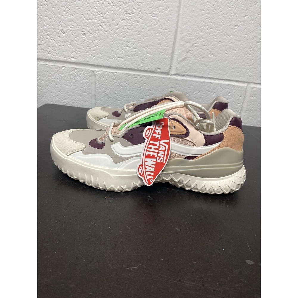 Vans Women's City Trl Earth Sneaker in Marshmallow Rainy Day Size Men's 6 / W7.5